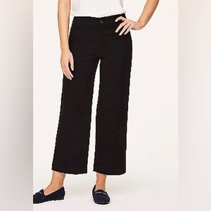 Brand new pair of Ann Taylor wide leg crop pants- black